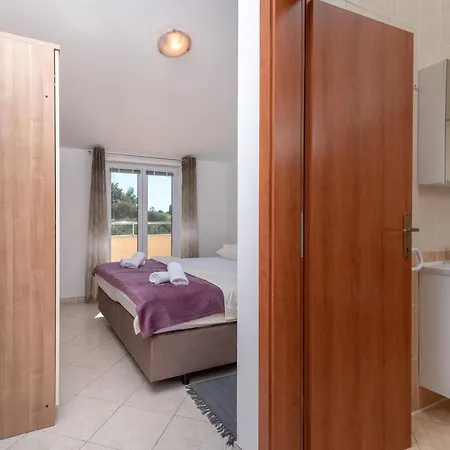 Amazing 2 Bedroom With A Sea View